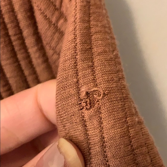 *2/$30* Aritzia Babaton Caleb sweater size S - Picture 12 of 12
